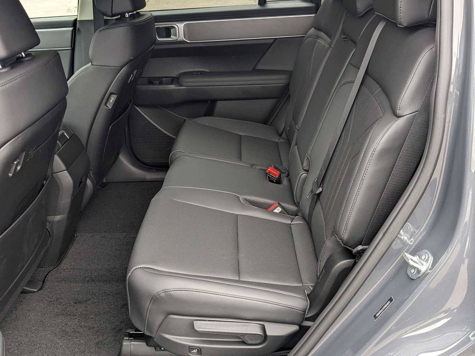 new 2025 Hyundai Santa Fe Hybrid car, priced at $38,875