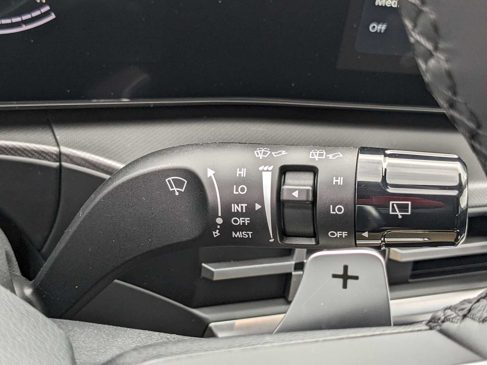 new 2025 Hyundai Santa Fe car, priced at $37,203