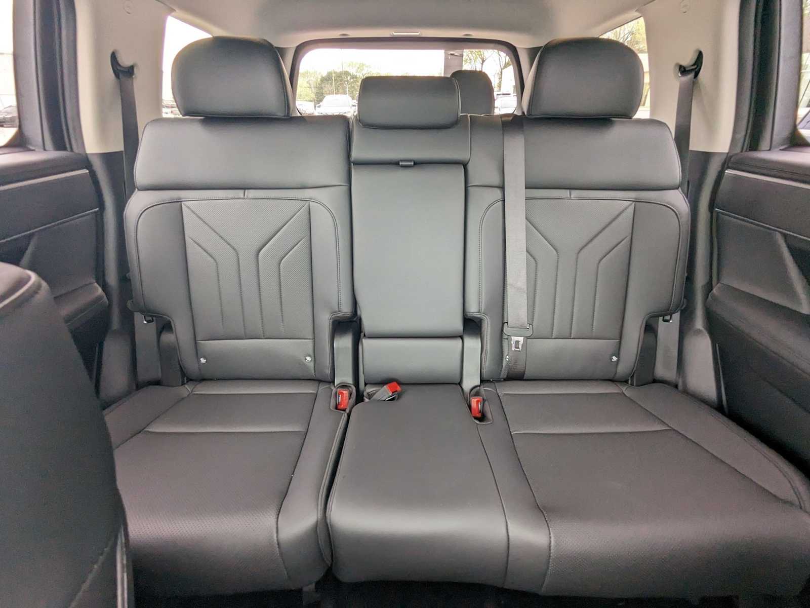 new 2025 Hyundai Santa Fe car, priced at $37,203