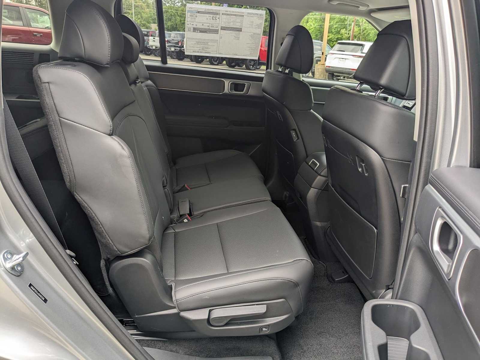 new 2025 Hyundai Santa Fe car, priced at $38,918