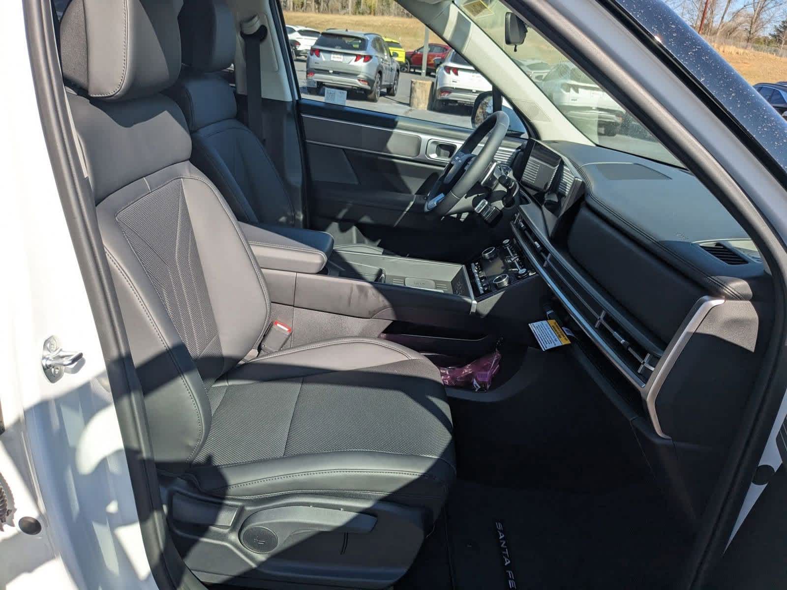 new 2025 Hyundai Santa Fe car, priced at $39,443