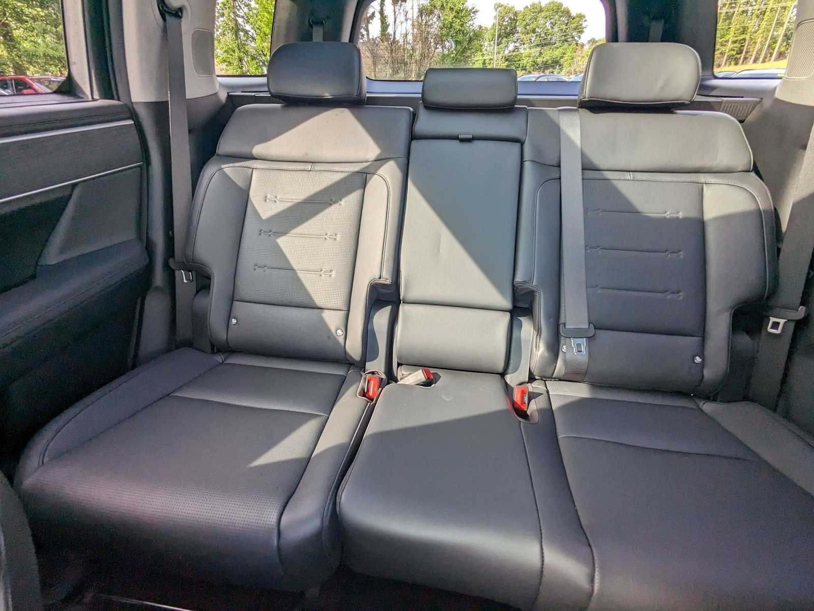 new 2025 Hyundai Santa Fe Hybrid car, priced at $47,200