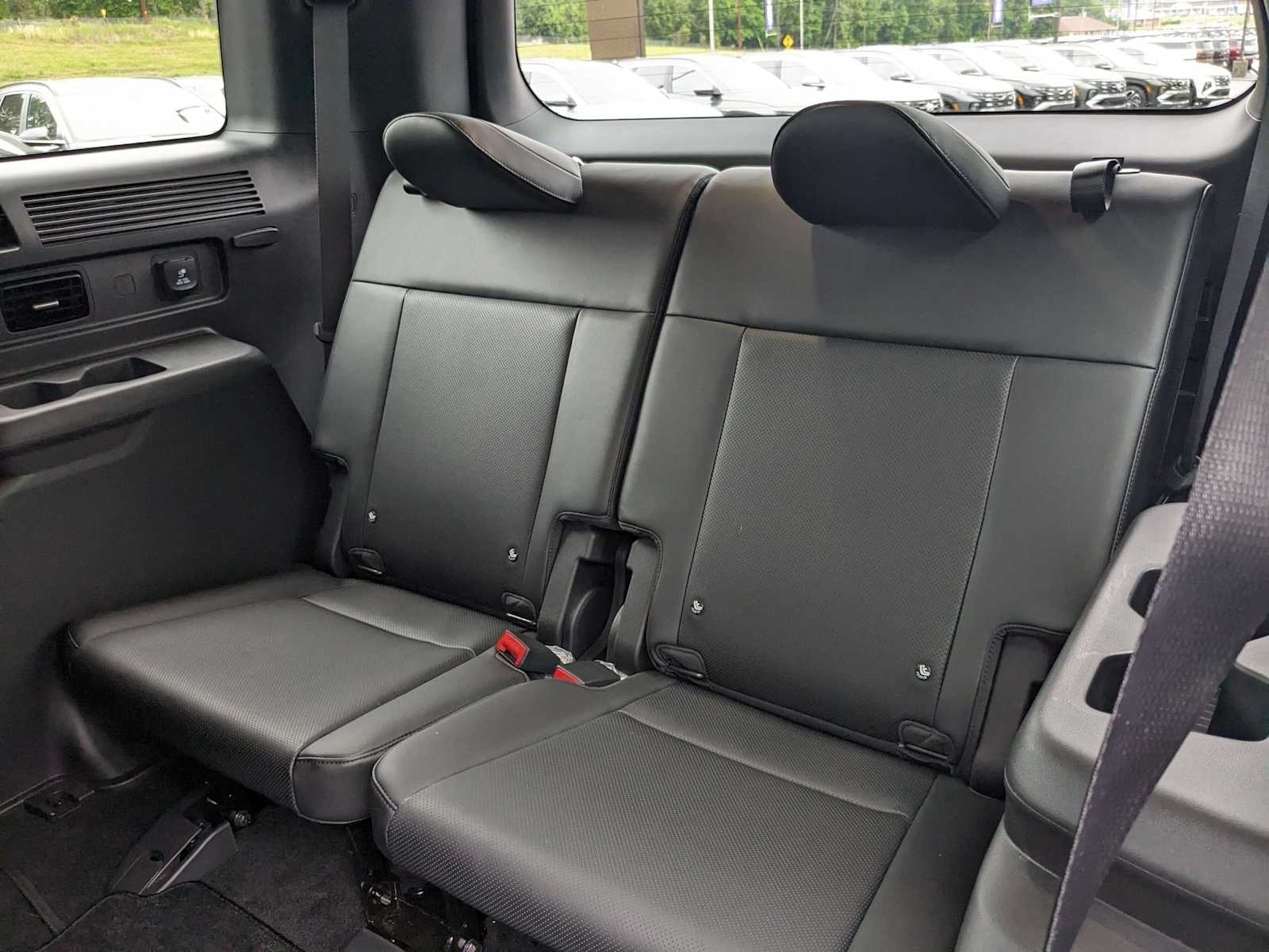 used 2024 Hyundai Santa Fe car, priced at $35,000