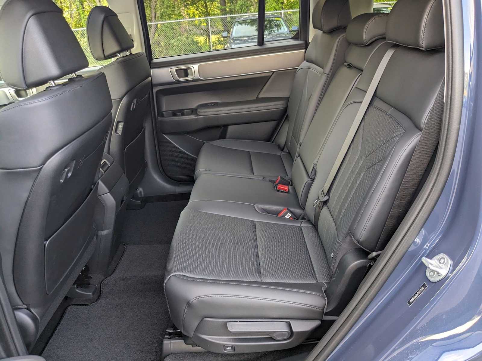 new 2025 Hyundai Santa Fe car, priced at $41,407
