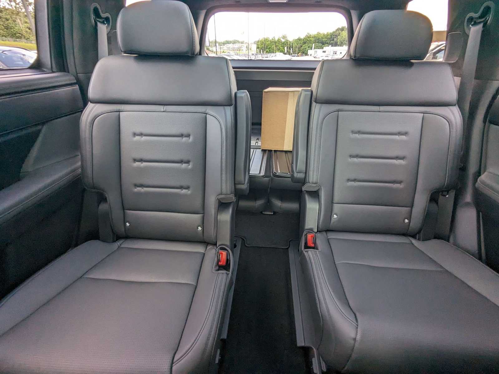 new 2025 Hyundai Santa Fe car, priced at $50,385