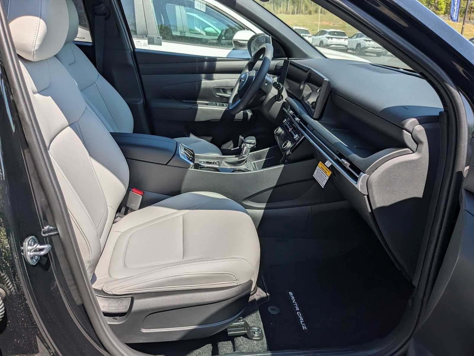 new 2025 Hyundai Santa Cruz car, priced at $31,492