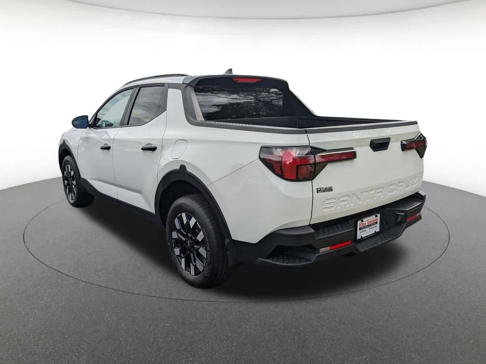 new 2025 Hyundai Santa Cruz car, priced at $31,354
