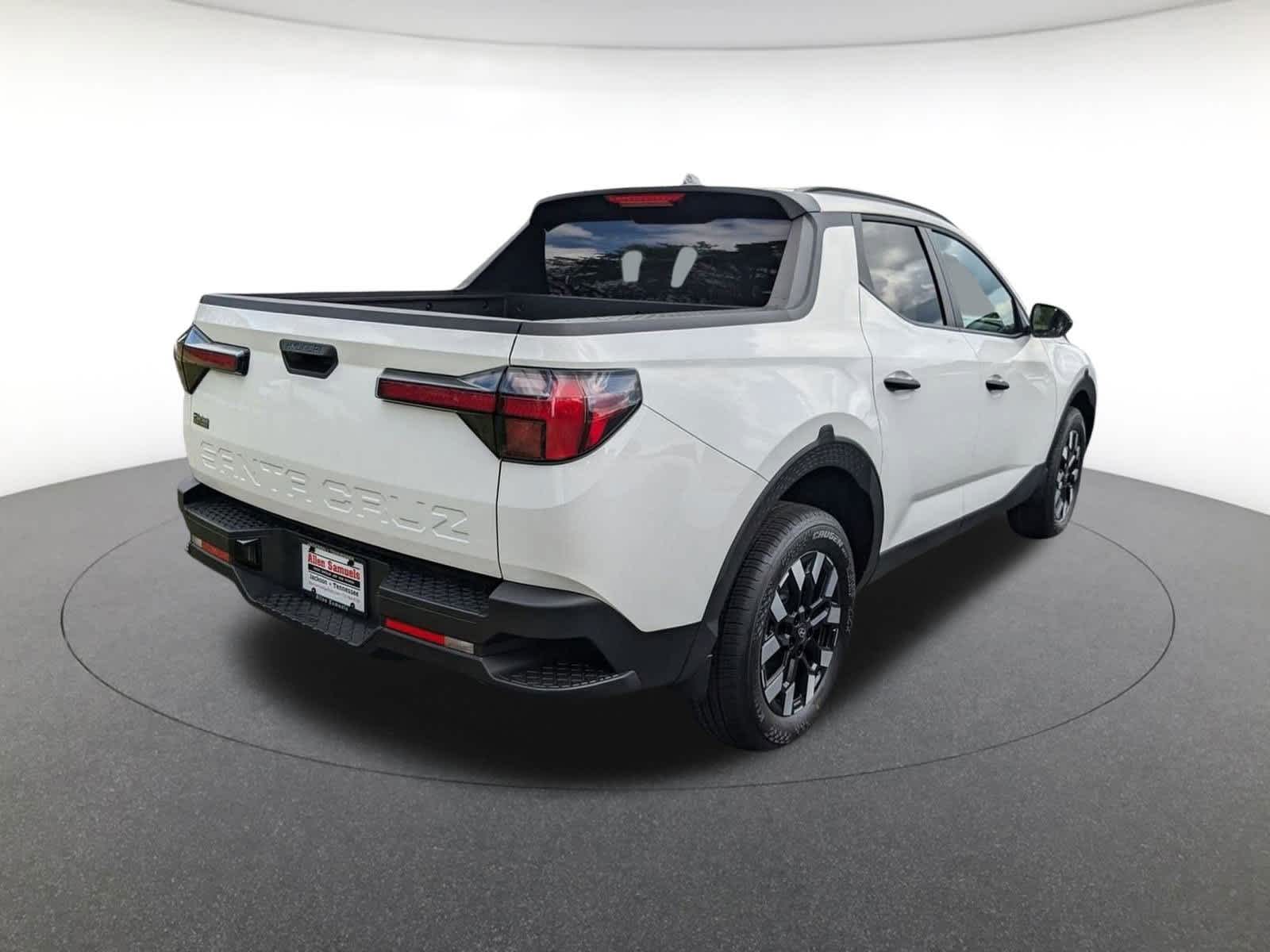 new 2025 Hyundai Santa Cruz car, priced at $31,354