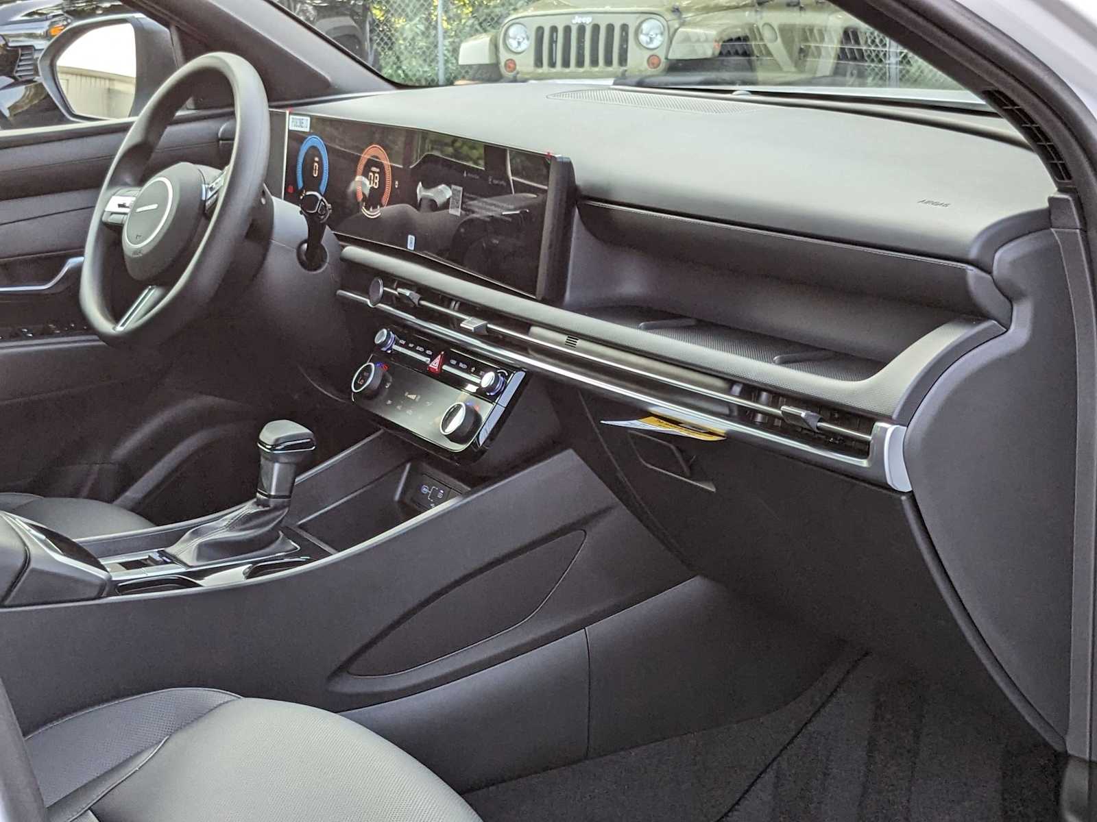new 2025 Hyundai Santa Cruz car, priced at $32,820