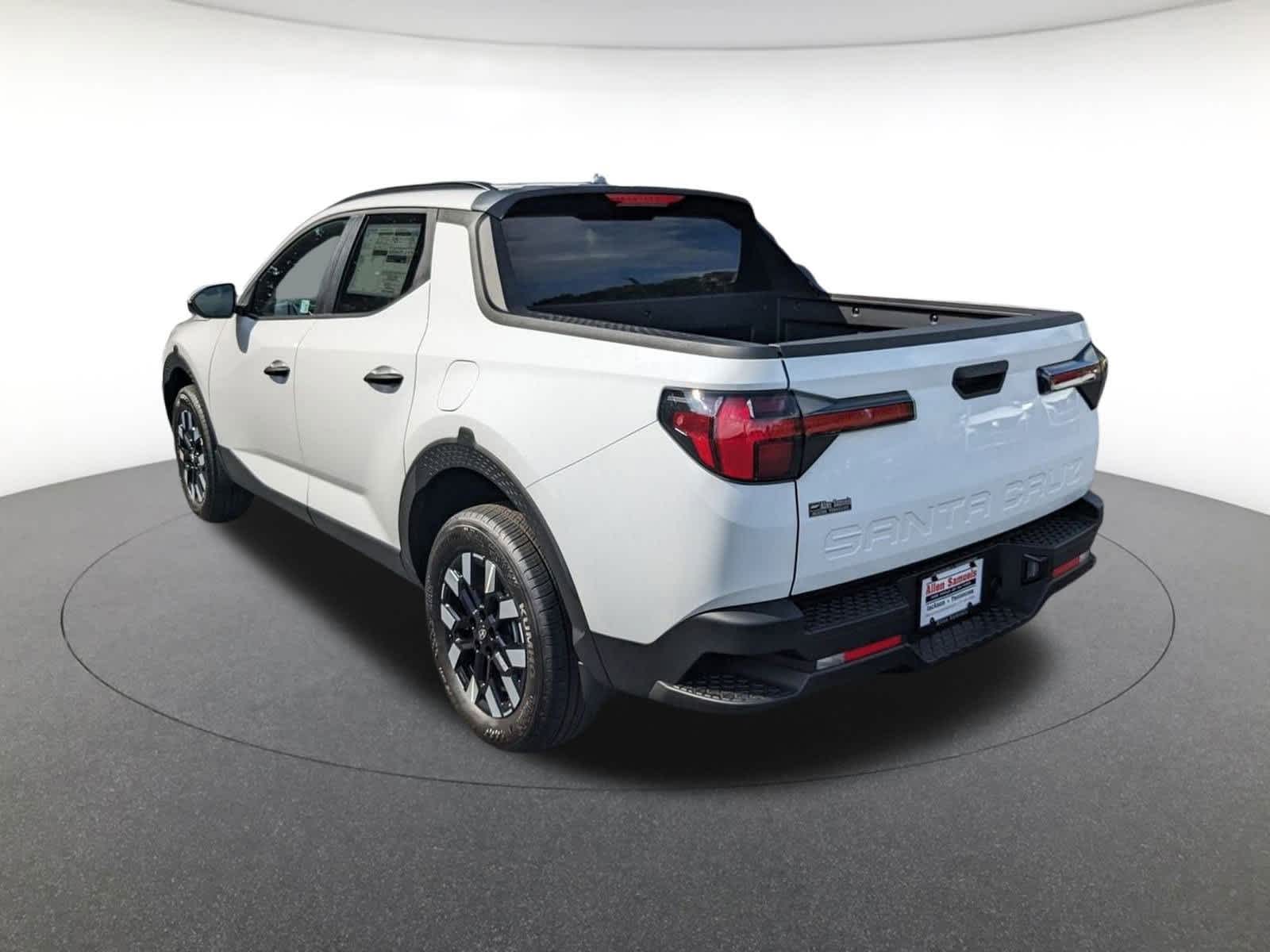 new 2025 Hyundai Santa Cruz car, priced at $32,610
