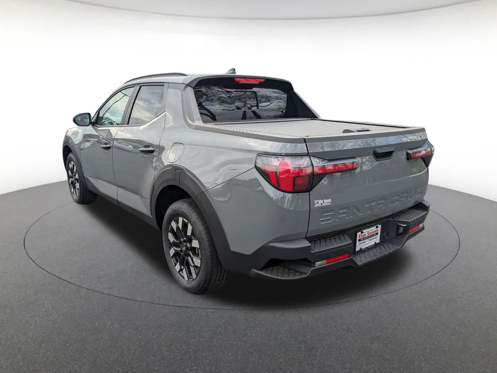 new 2025 Hyundai Santa Cruz car, priced at $34,290
