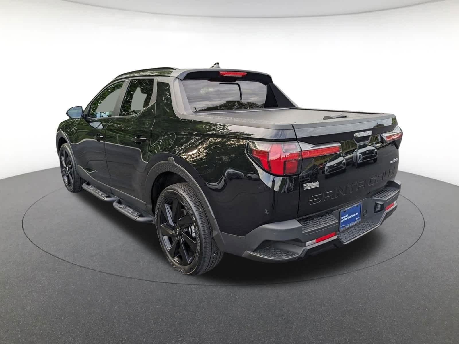 used 2024 Hyundai Santa Cruz car, priced at $32,500