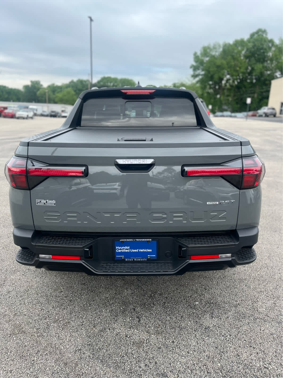 used 2024 Hyundai Santa Cruz car, priced at $33,000