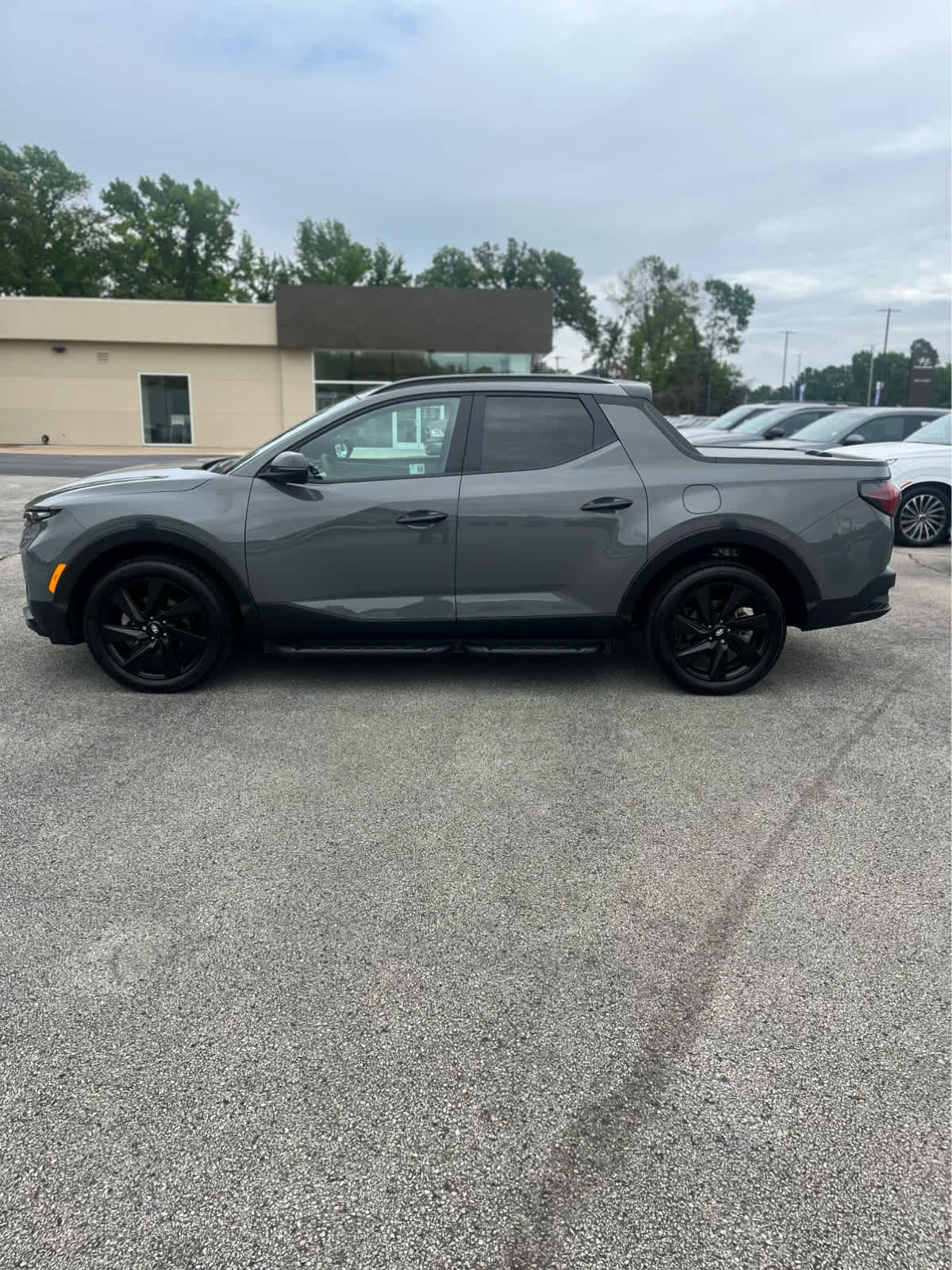 used 2024 Hyundai Santa Cruz car, priced at $33,000