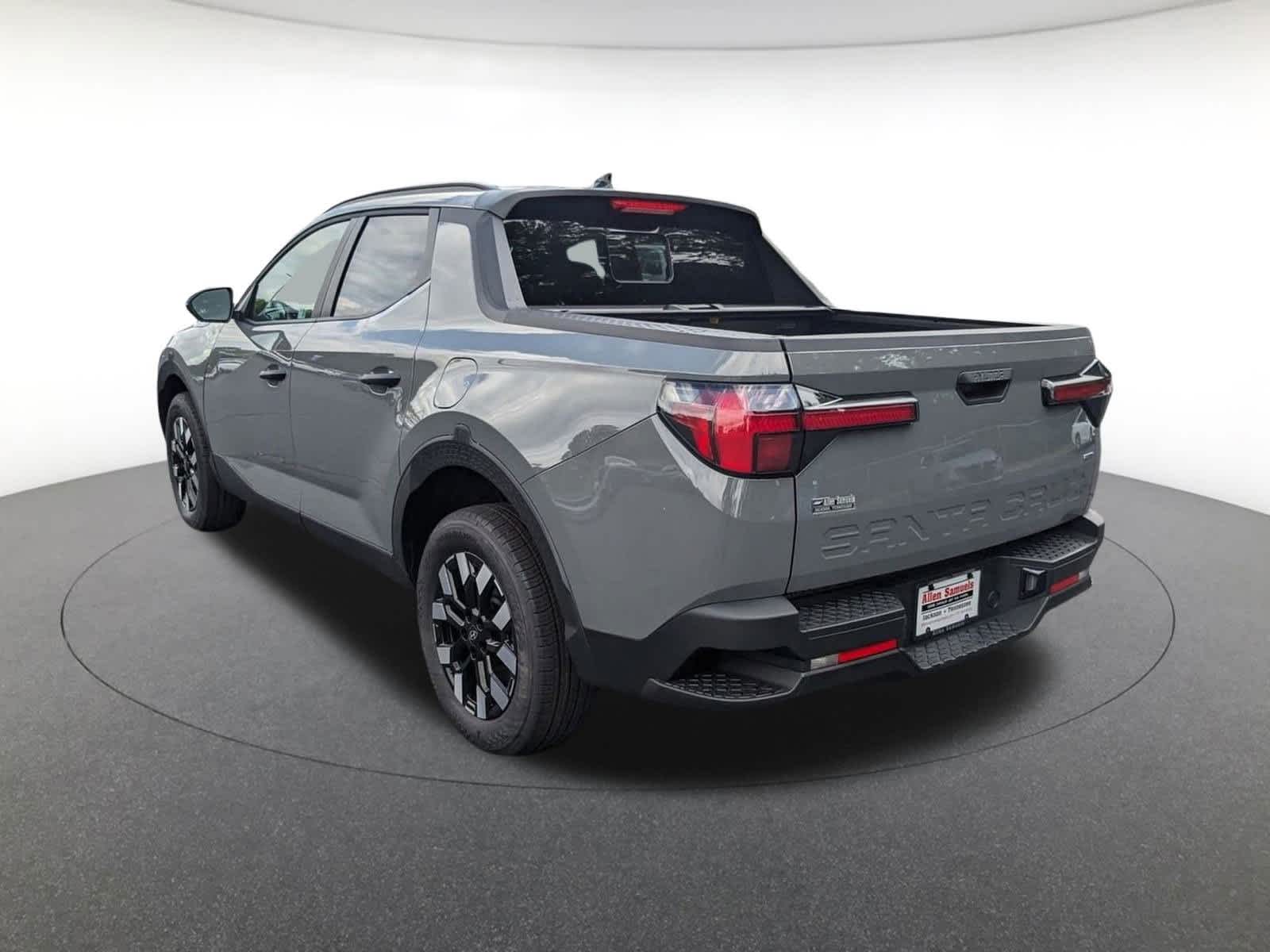 new 2025 Hyundai Santa Cruz car, priced at $37,035