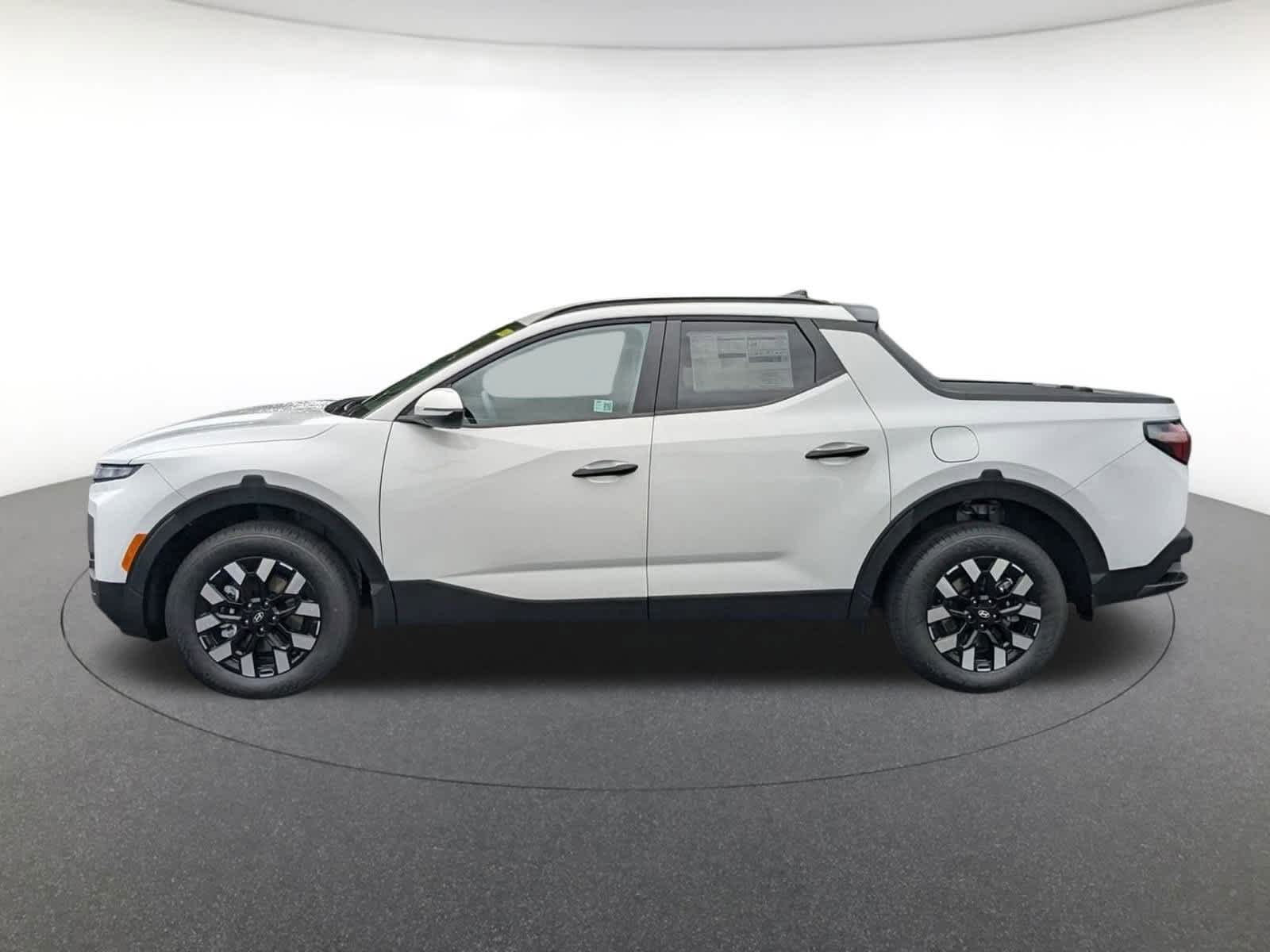 new 2025 Hyundai Santa Cruz car, priced at $37,085
