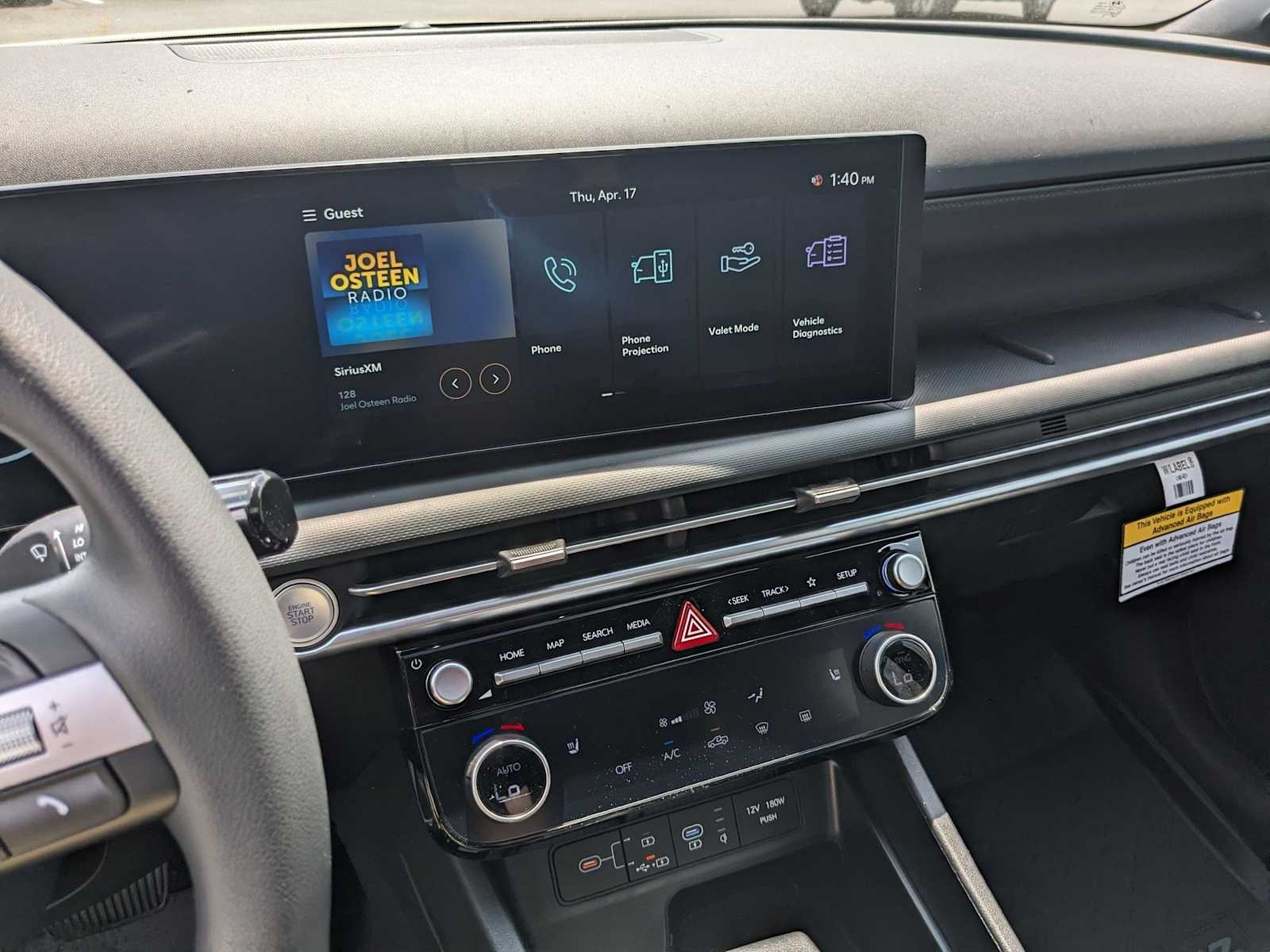 new 2025 Hyundai Santa Cruz car, priced at $35,683
