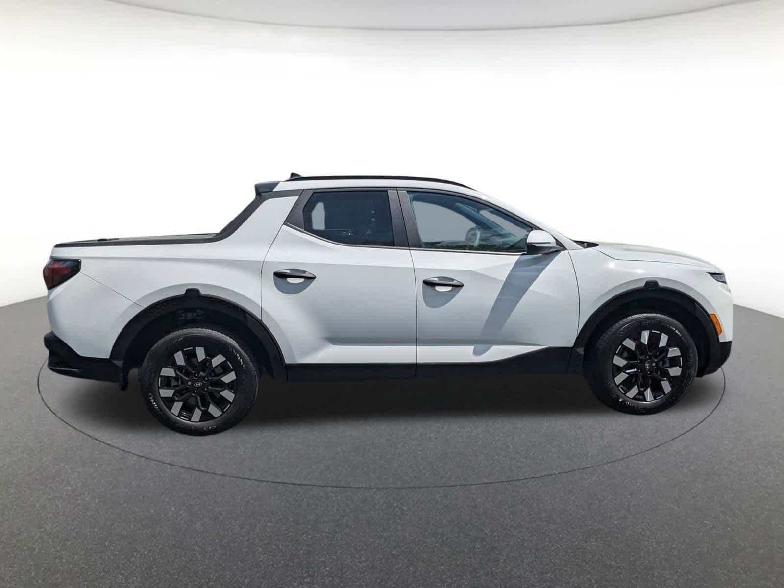 new 2025 Hyundai Santa Cruz car, priced at $35,683