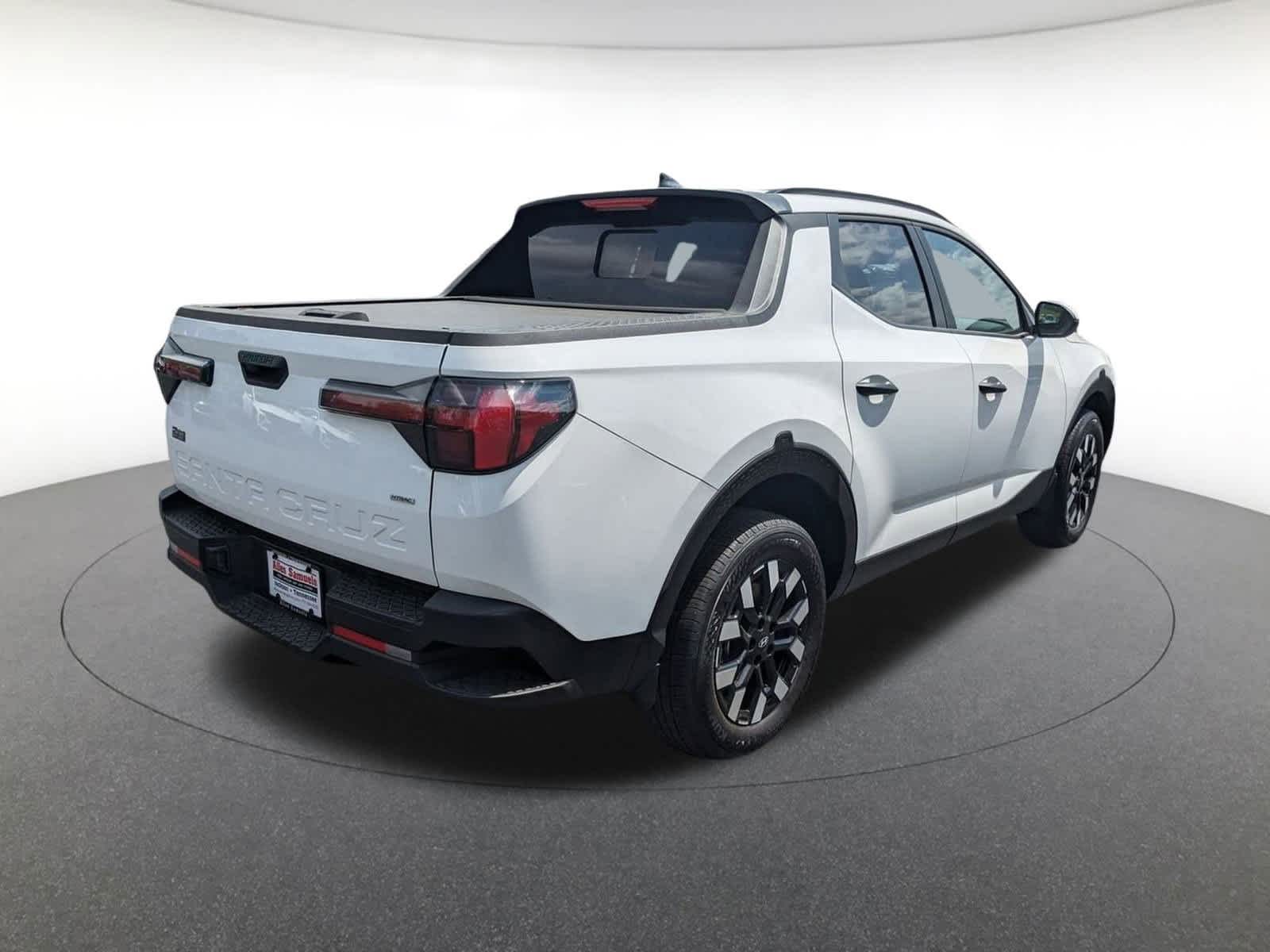 new 2025 Hyundai Santa Cruz car, priced at $35,683
