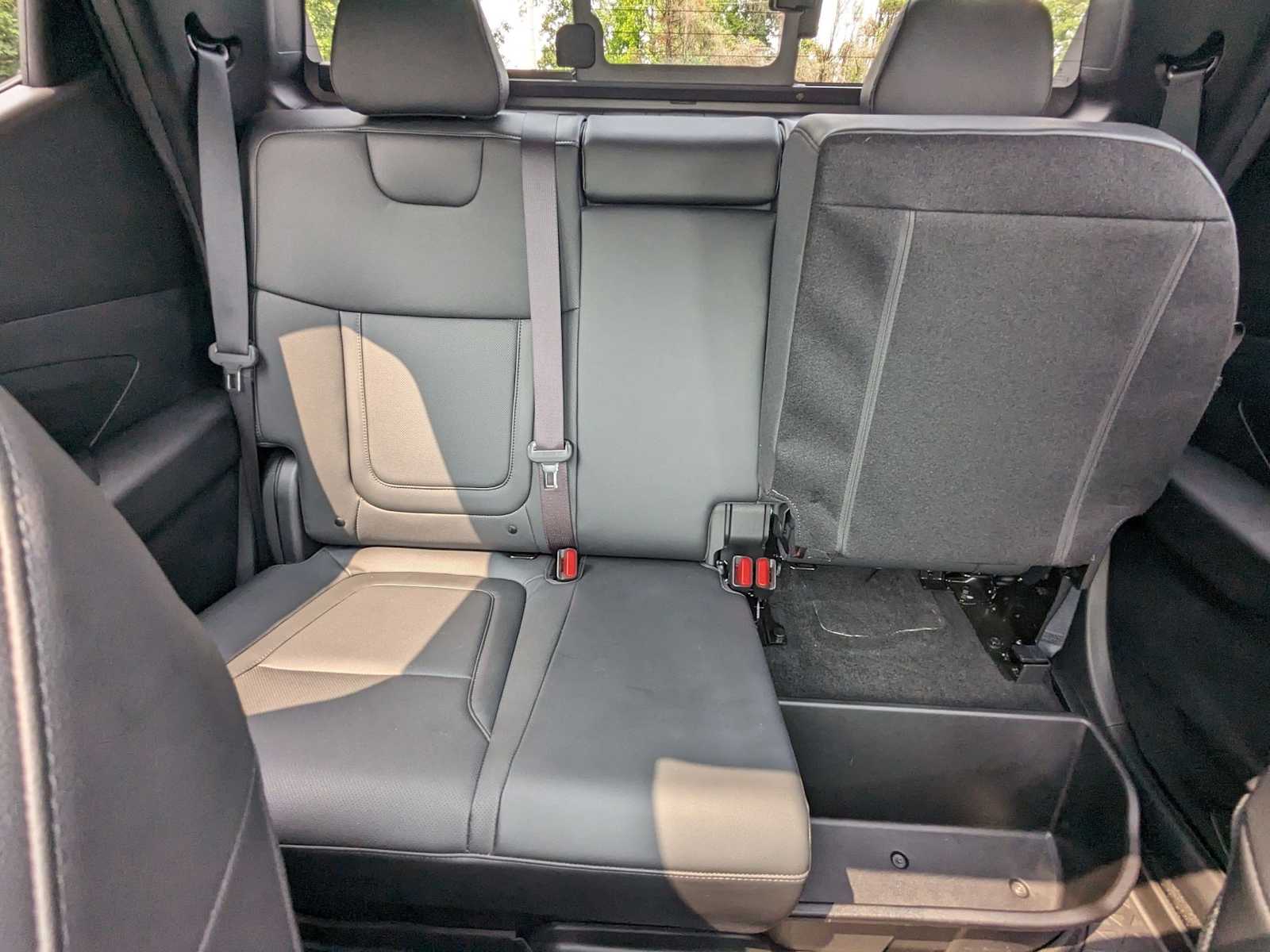used 2024 Hyundai Santa Cruz car, priced at $31,500