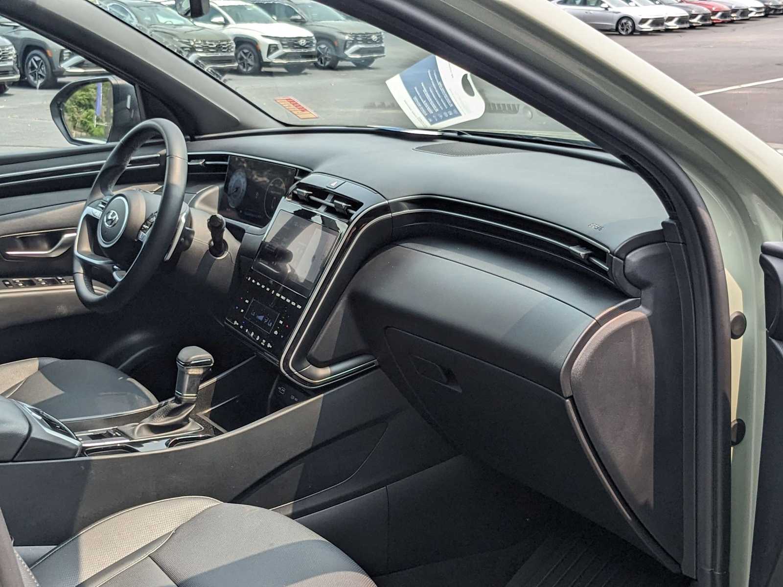 used 2024 Hyundai Santa Cruz car, priced at $31,500