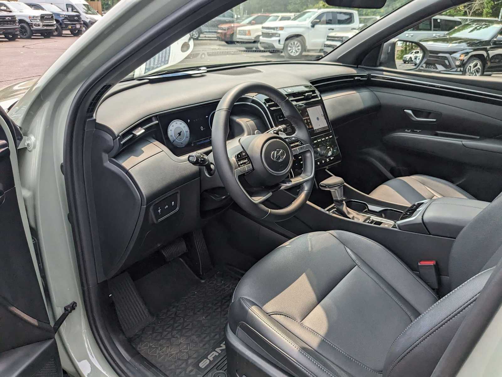 used 2024 Hyundai Santa Cruz car, priced at $31,500