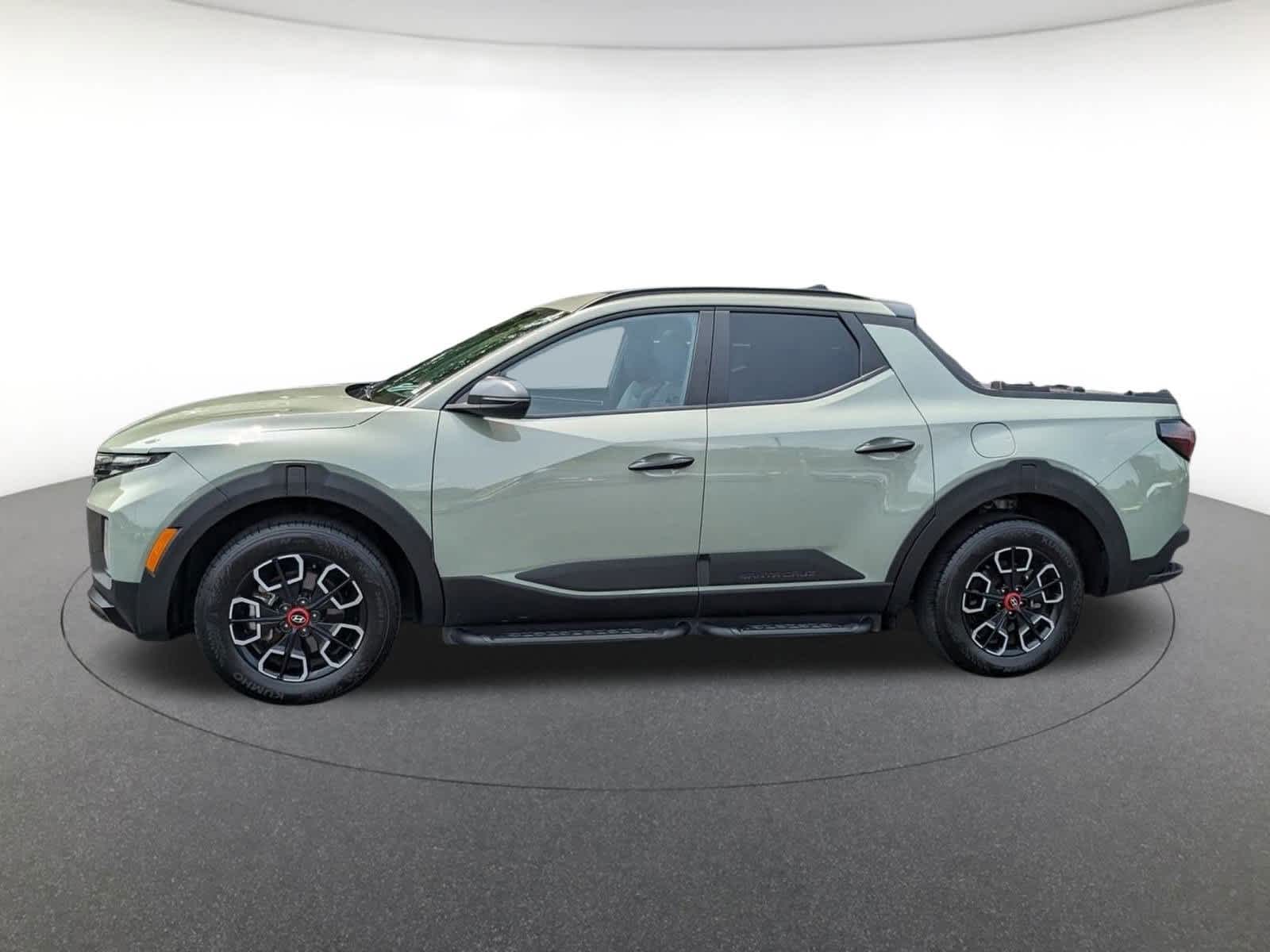 used 2024 Hyundai Santa Cruz car, priced at $31,500