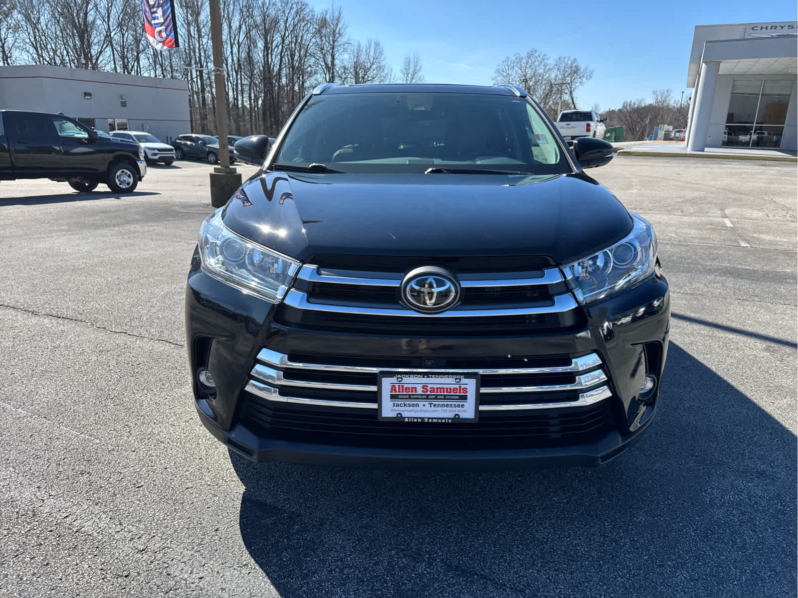 used 2019 Toyota Highlander car, priced at $25,500