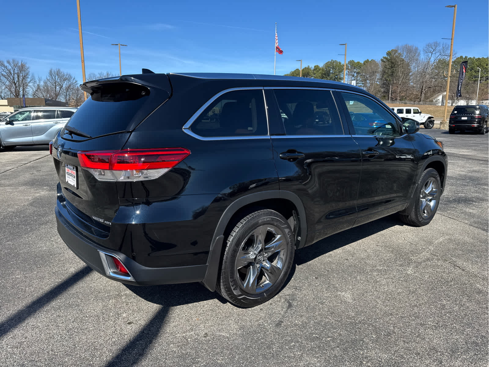 used 2019 Toyota Highlander car, priced at $25,500