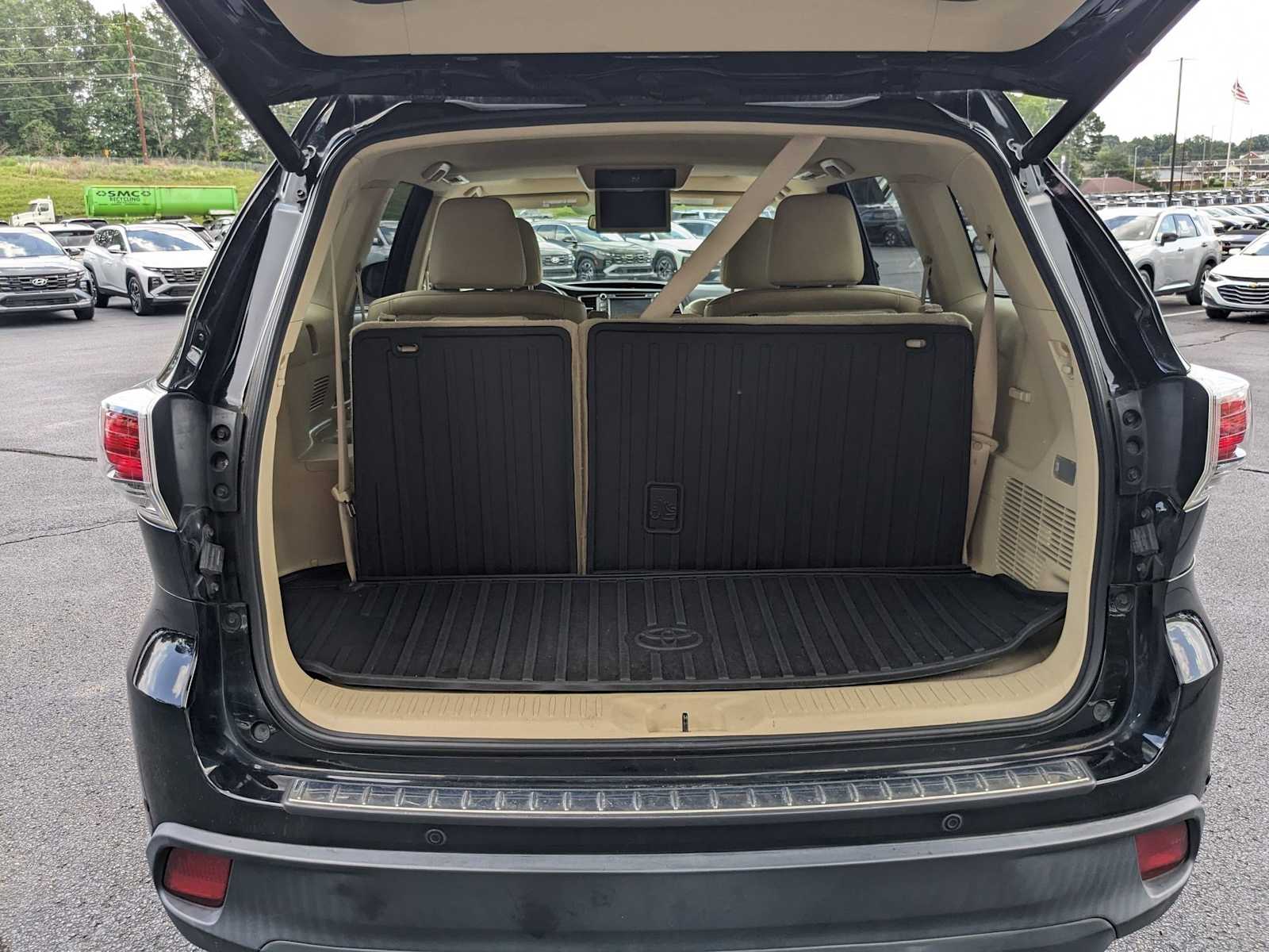 used 2015 Toyota Highlander car, priced at $21,000