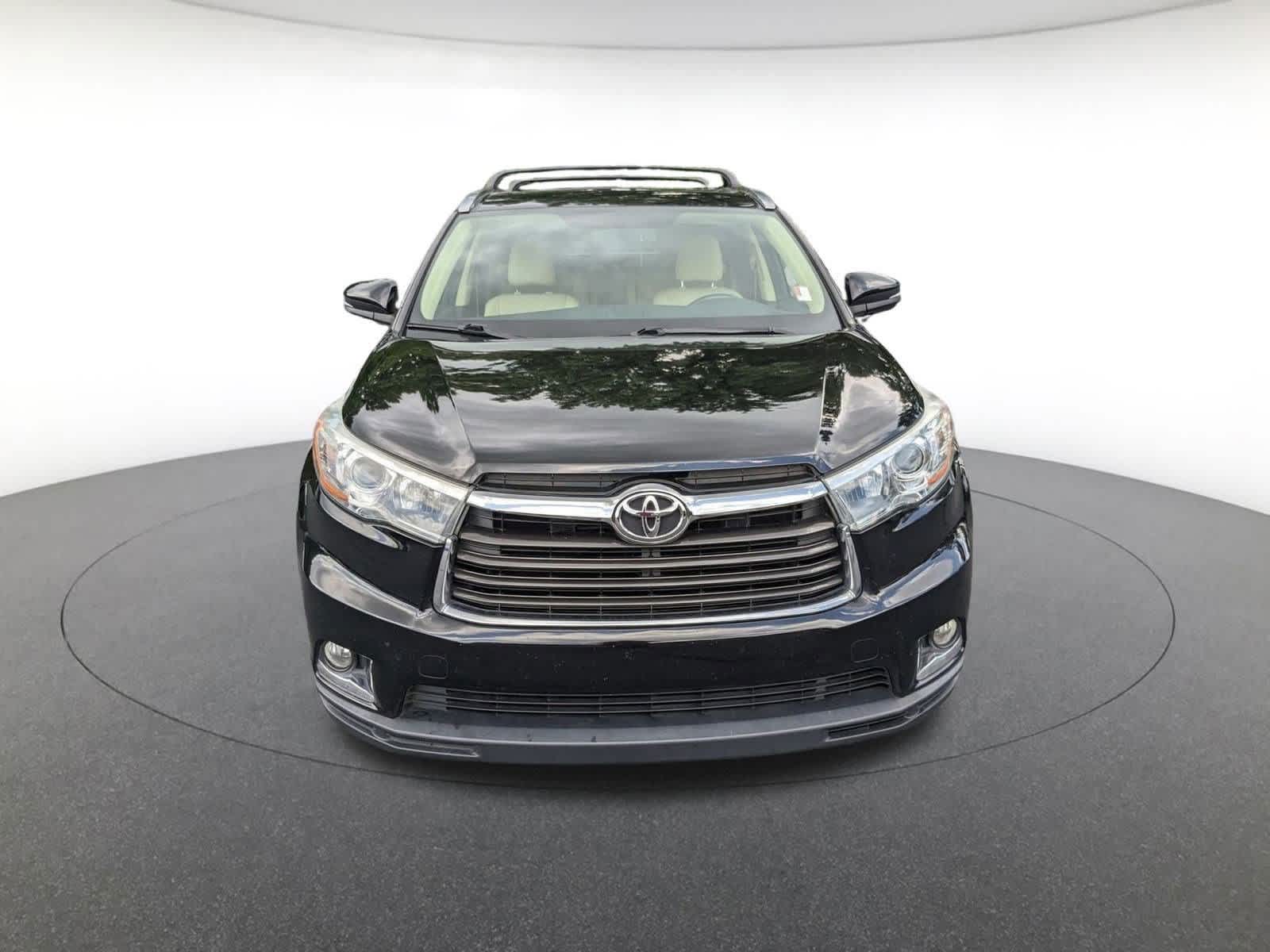 used 2015 Toyota Highlander car, priced at $21,000