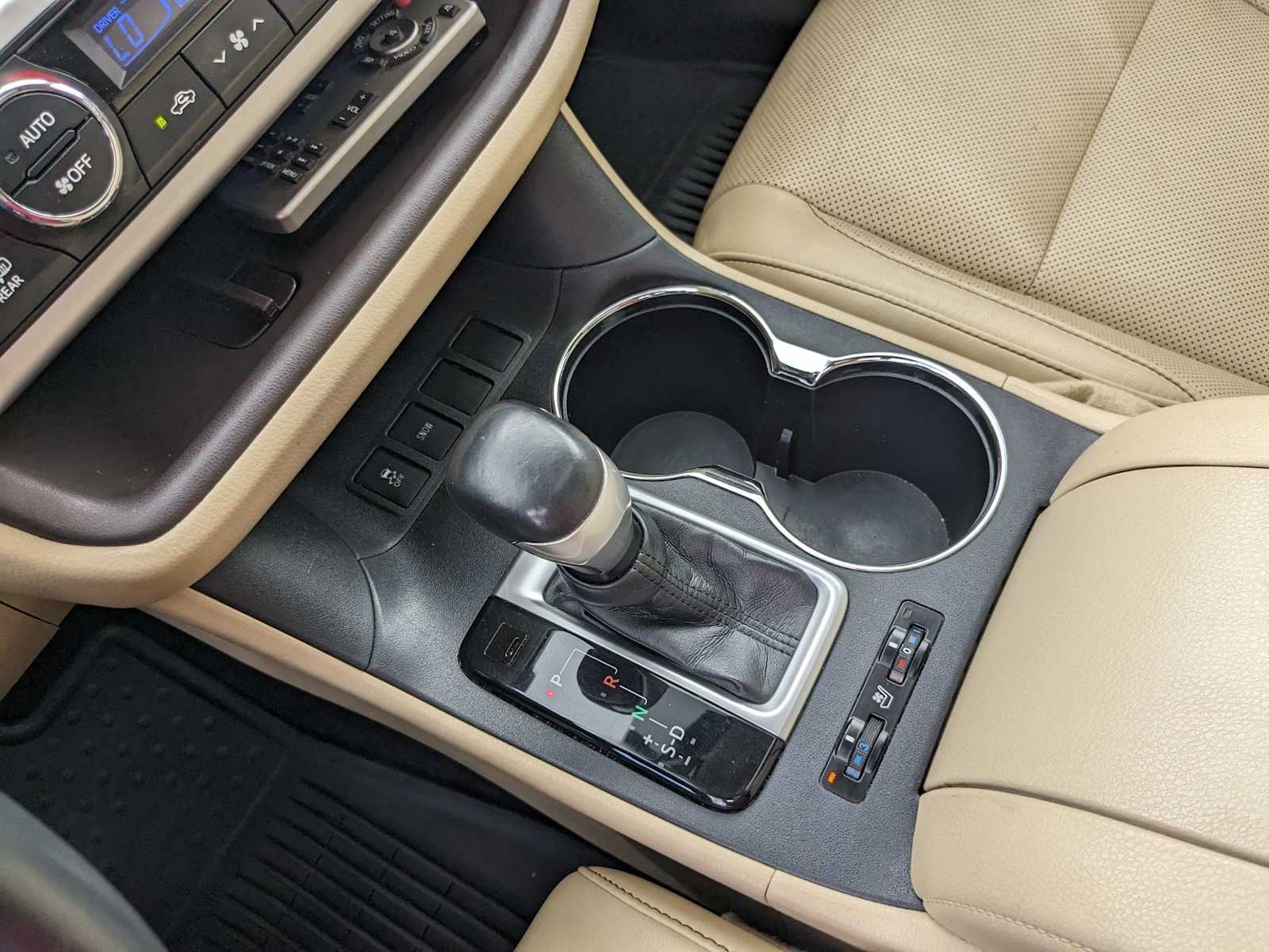 used 2015 Toyota Highlander car, priced at $21,000