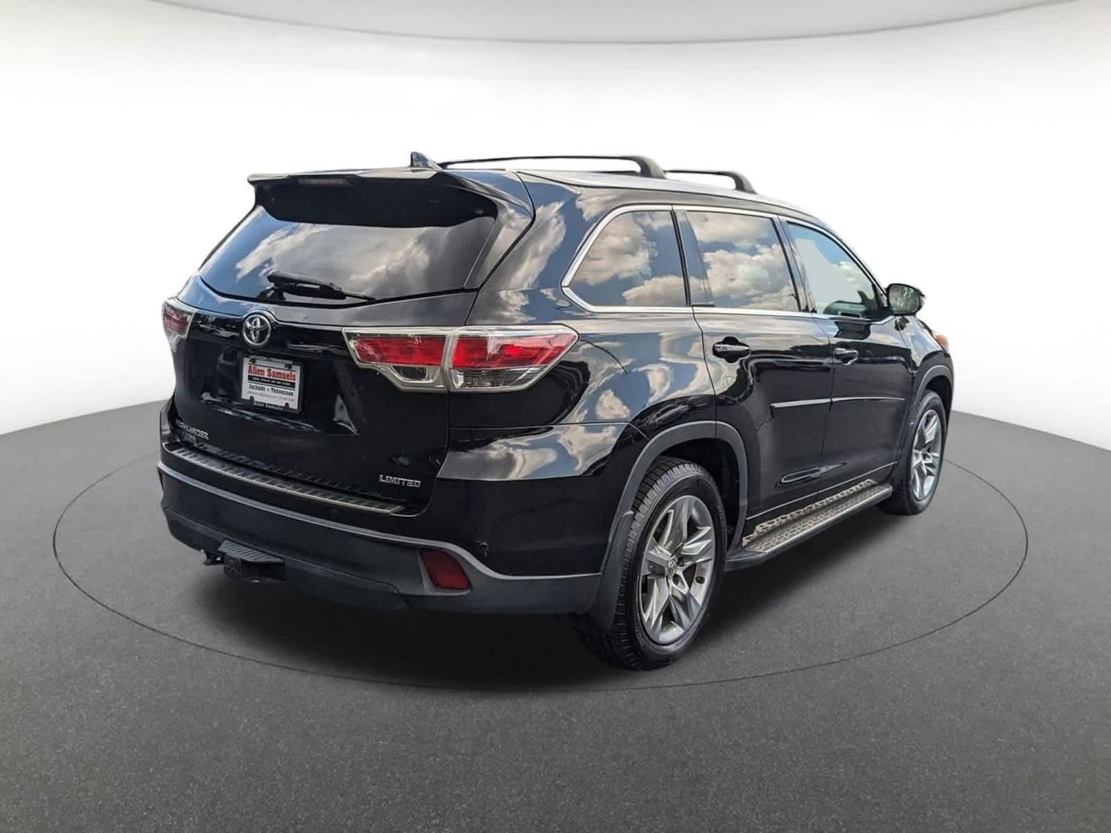 used 2015 Toyota Highlander car, priced at $21,000