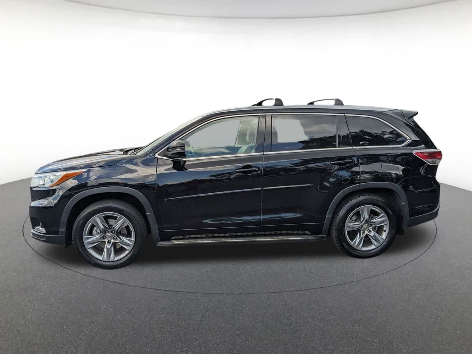 used 2015 Toyota Highlander car, priced at $21,000