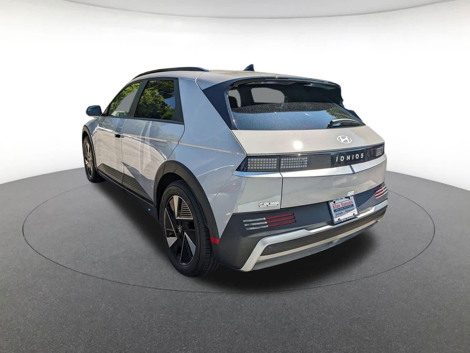 new 2025 Hyundai IONIQ 5 car, priced at $51,970