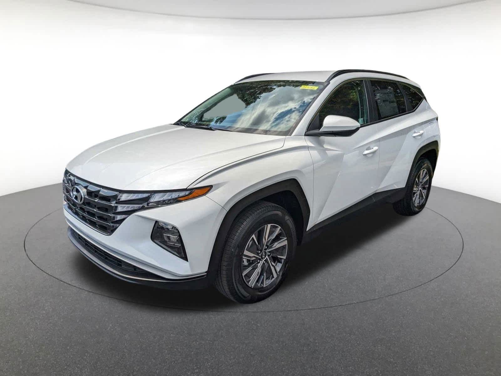 new 2024 Hyundai Tucson Hybrid car, priced at $32,750