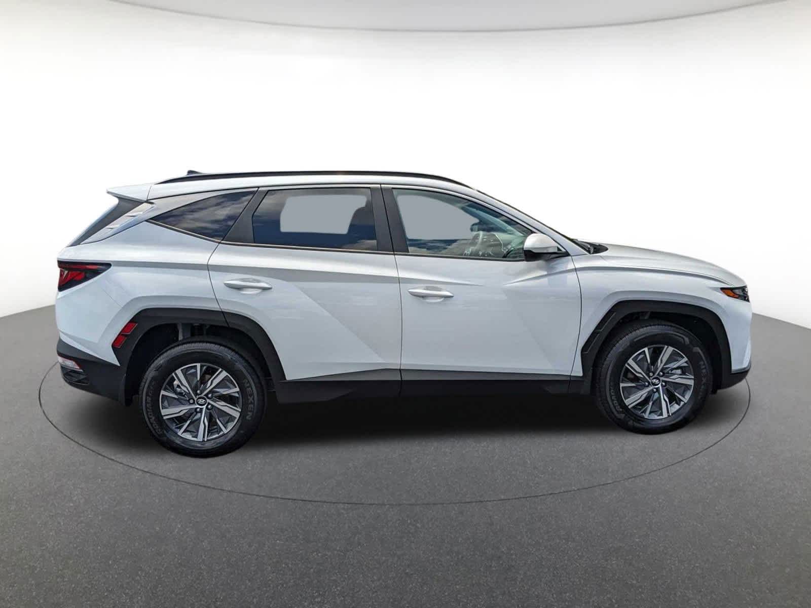 new 2024 Hyundai Tucson Hybrid car, priced at $31,720