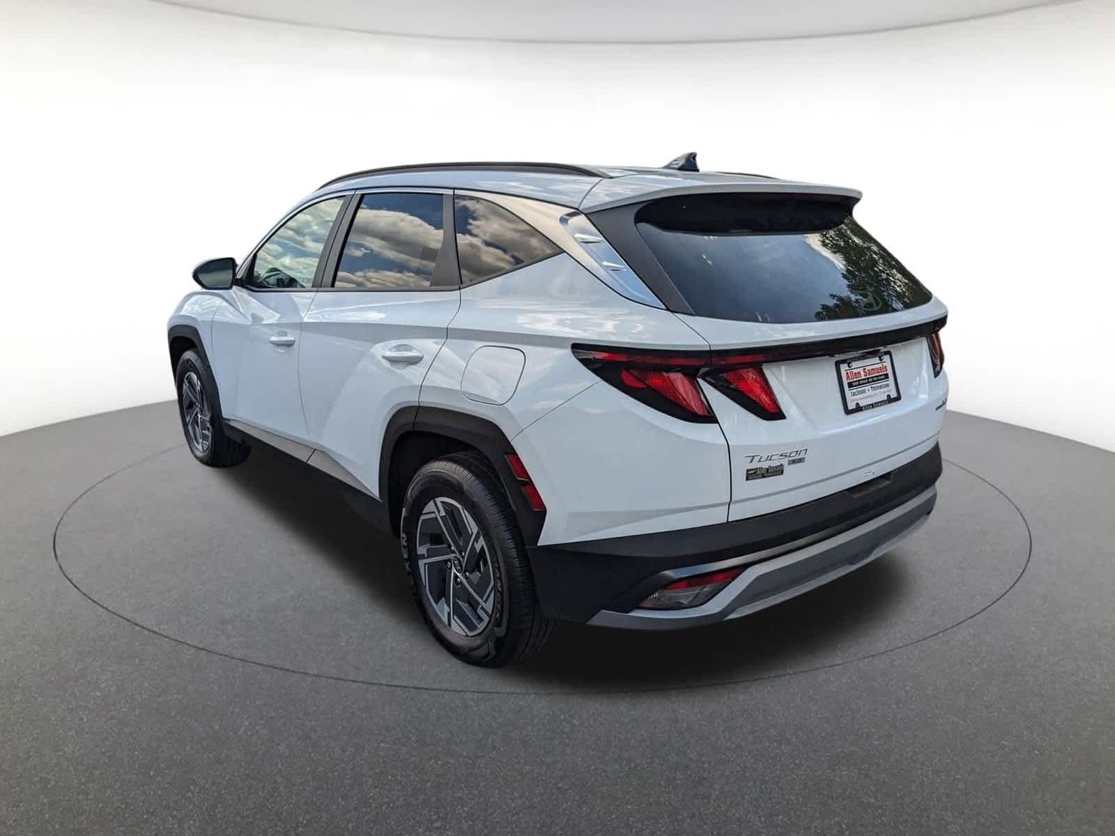 new 2025 Hyundai Tucson Hybrid car, priced at $34,719