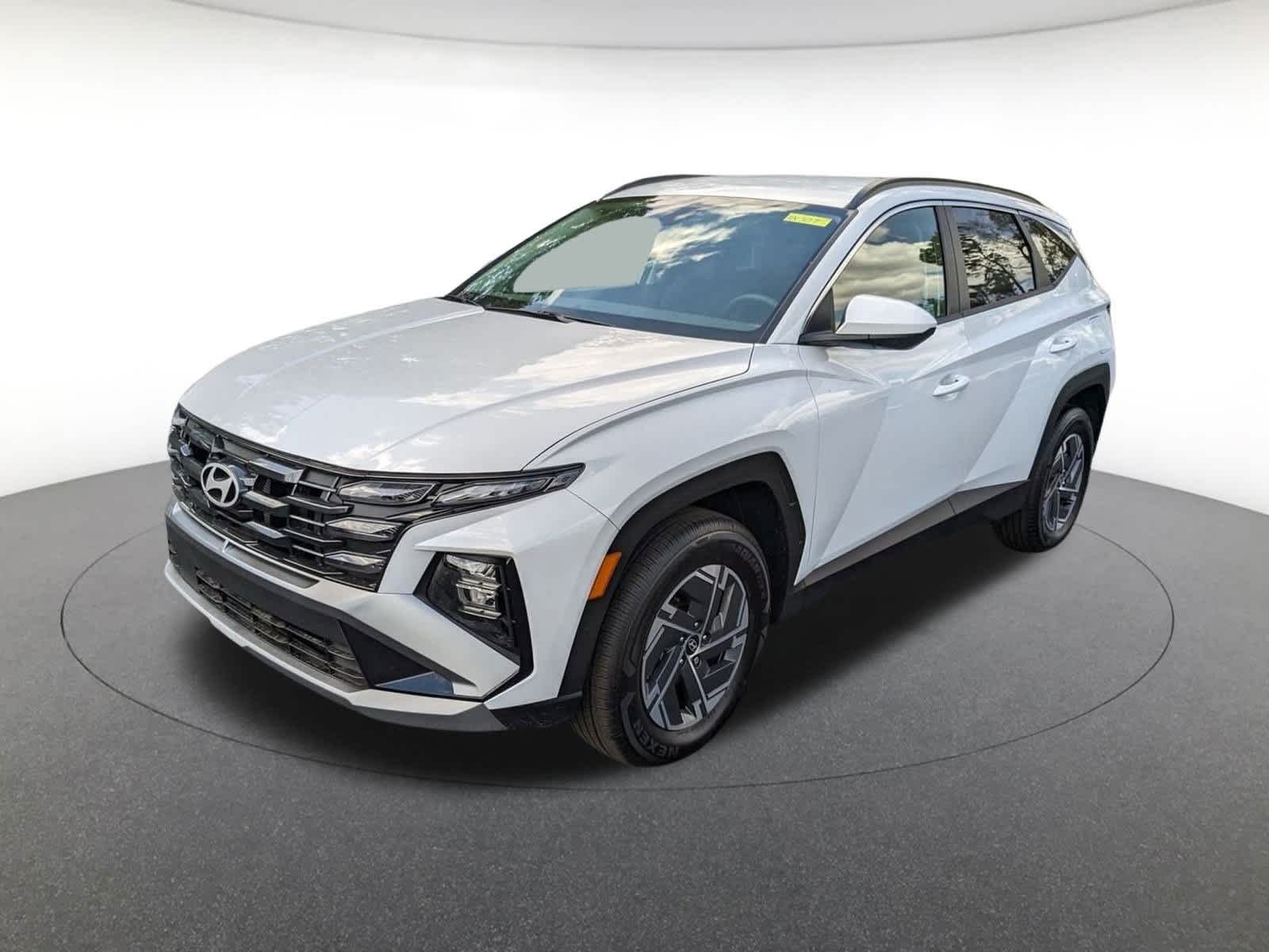 new 2025 Hyundai Tucson Hybrid car, priced at $34,719