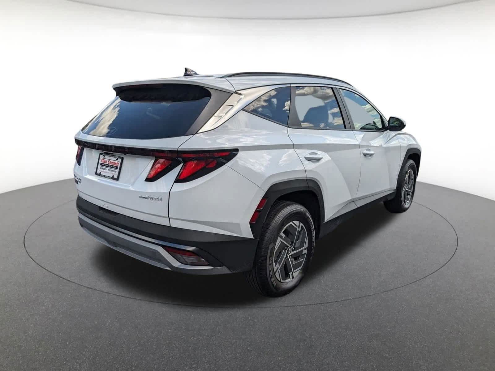 new 2025 Hyundai Tucson Hybrid car, priced at $34,719