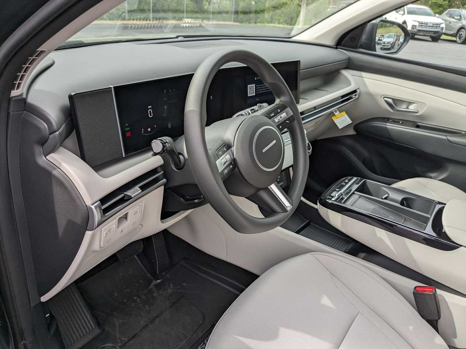 new 2025 Hyundai Tucson Hybrid car, priced at $34,296