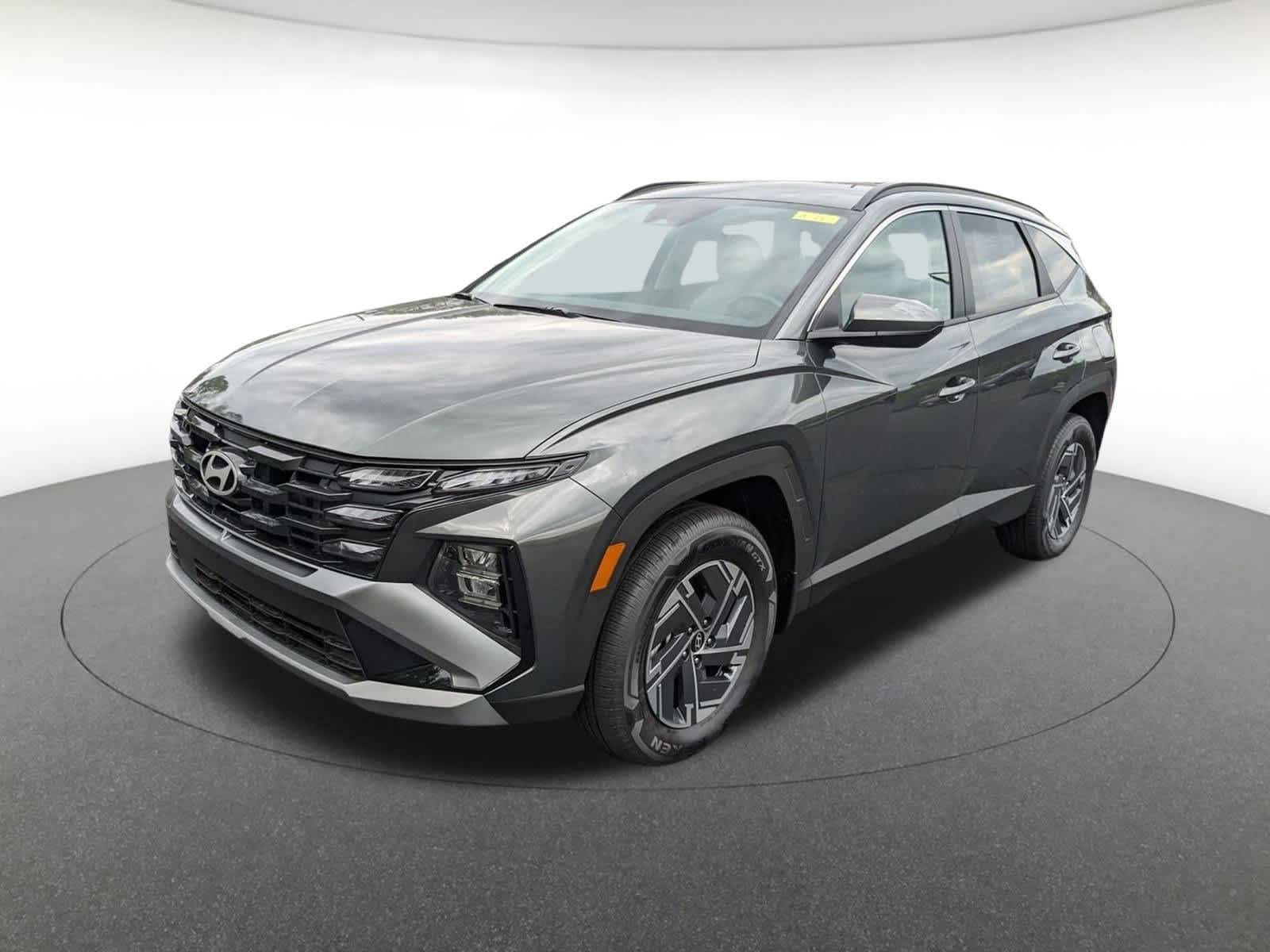 new 2025 Hyundai Tucson Hybrid car, priced at $34,296