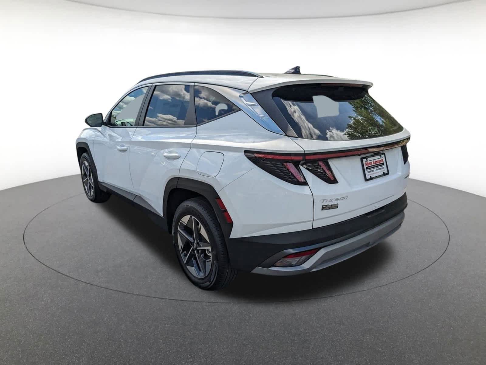 new 2025 Hyundai Tucson Hybrid car, priced at $37,771