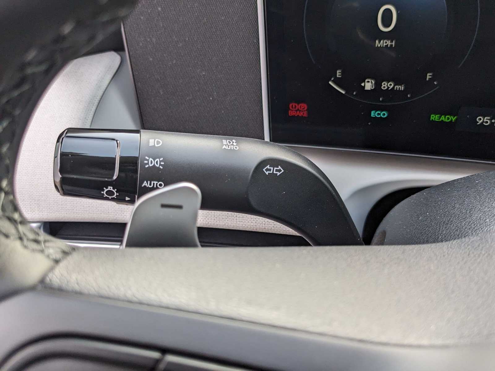 new 2025 Hyundai Tucson Hybrid car, priced at $38,500