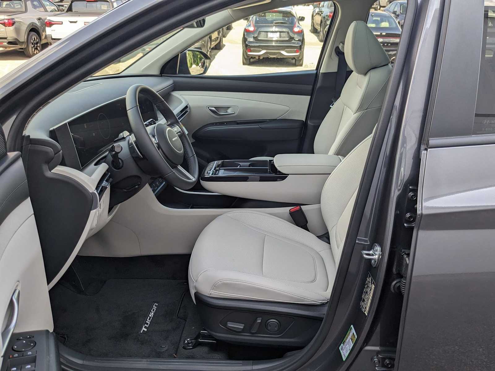 new 2025 Hyundai Tucson Hybrid car, priced at $38,500