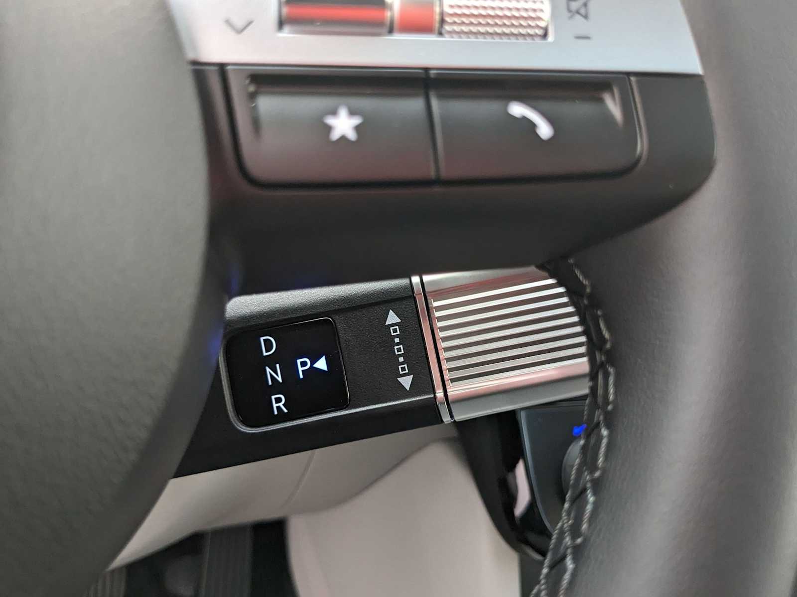 new 2025 Hyundai Tucson Hybrid car, priced at $38,500