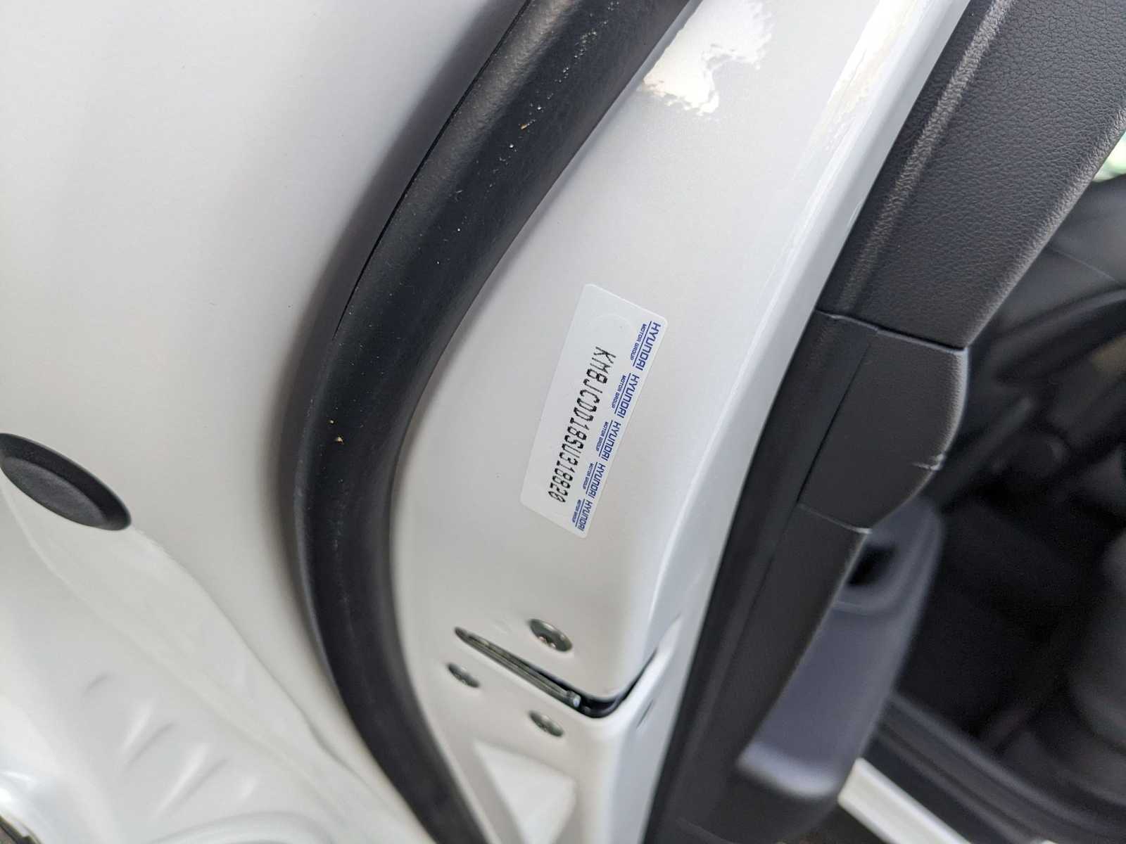 new 2025 Hyundai Tucson Hybrid car, priced at $37,643