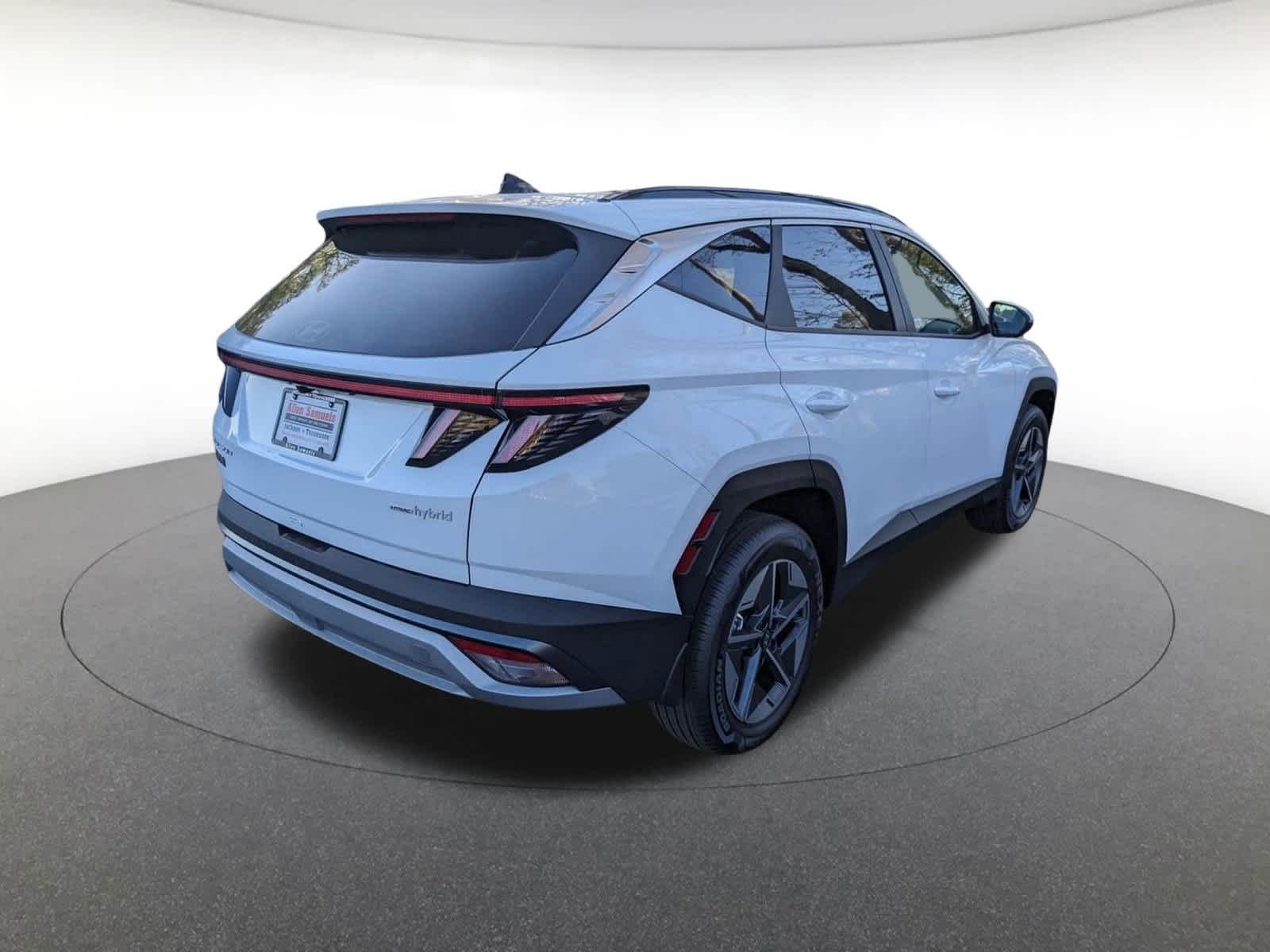 new 2025 Hyundai Tucson Hybrid car, priced at $37,643
