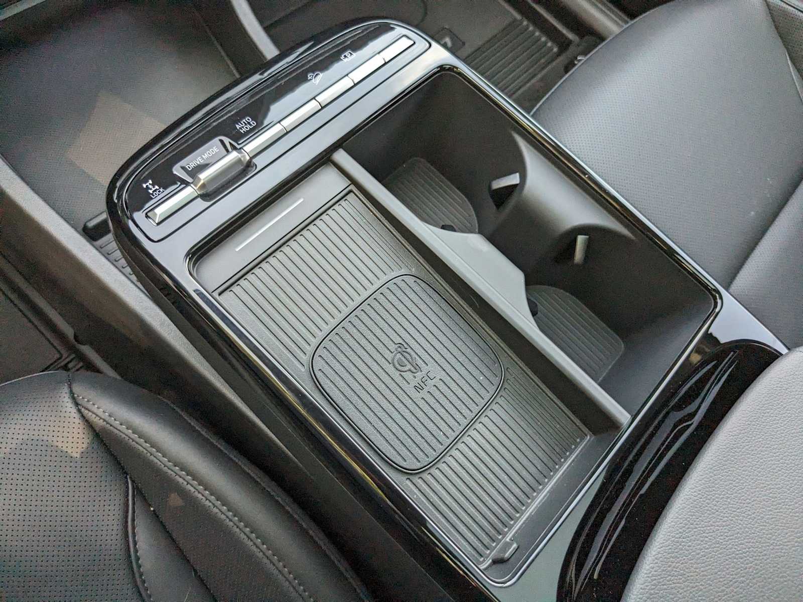 new 2025 Hyundai Tucson Hybrid car, priced at $37,715