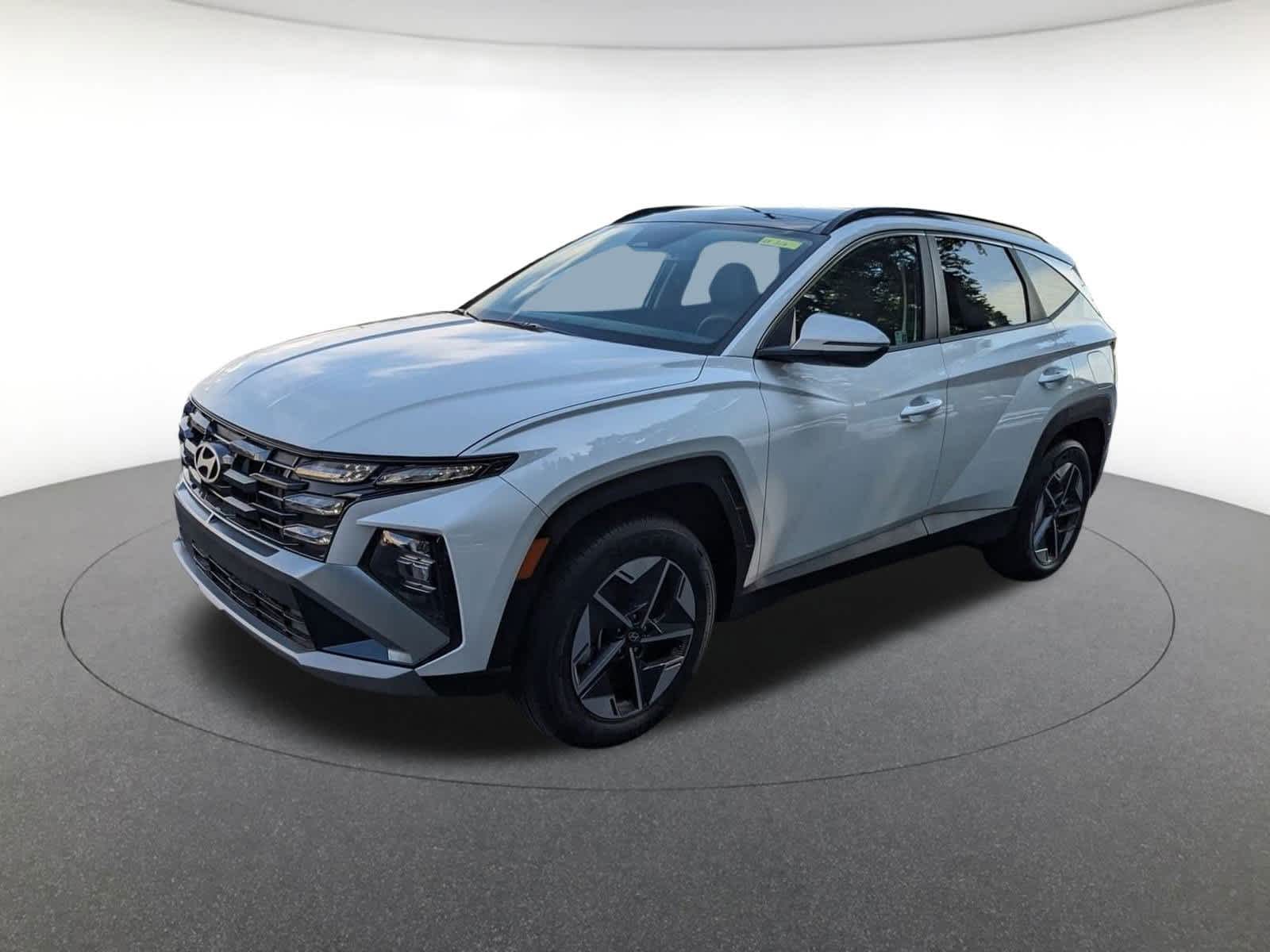 new 2025 Hyundai Tucson Hybrid car, priced at $37,715